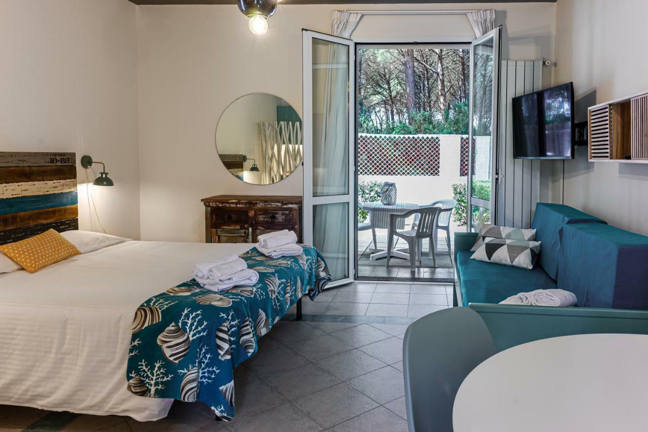 Oleandri Suite Hotel Vada Eksteriør billede