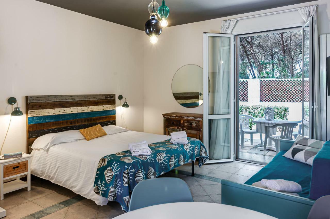 Oleandri Suite Hotel Vada Eksteriør billede
