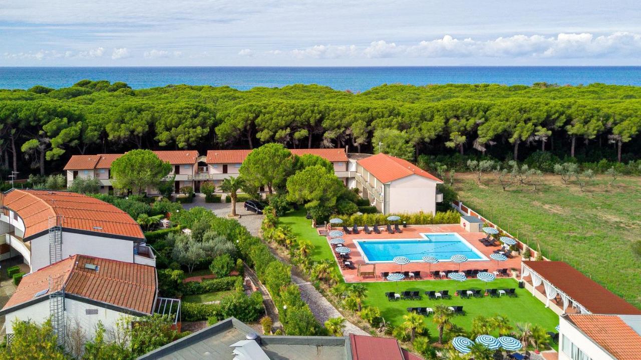Oleandri Suite Hotel Vada Eksteriør billede